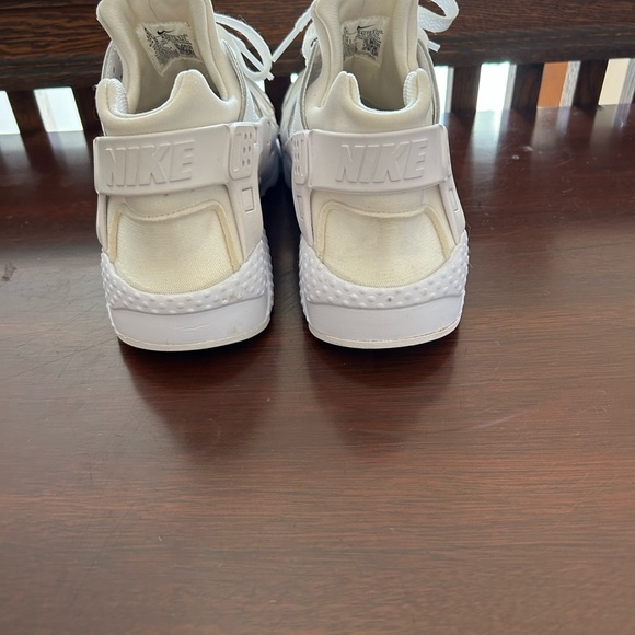 Nike Huarache sneaker - Picture 5 of 6